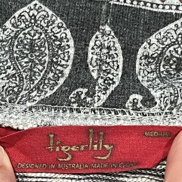 Tigerlily Australia Brand Open Knit Gray Cardigan Paisley Accents Medium Pockets - Picture 7 of 16